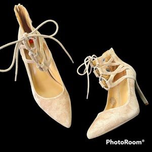 NINE WEST Strappy Tie Up Pump